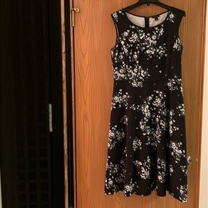 Ann Taylor A-line sleeveless dress